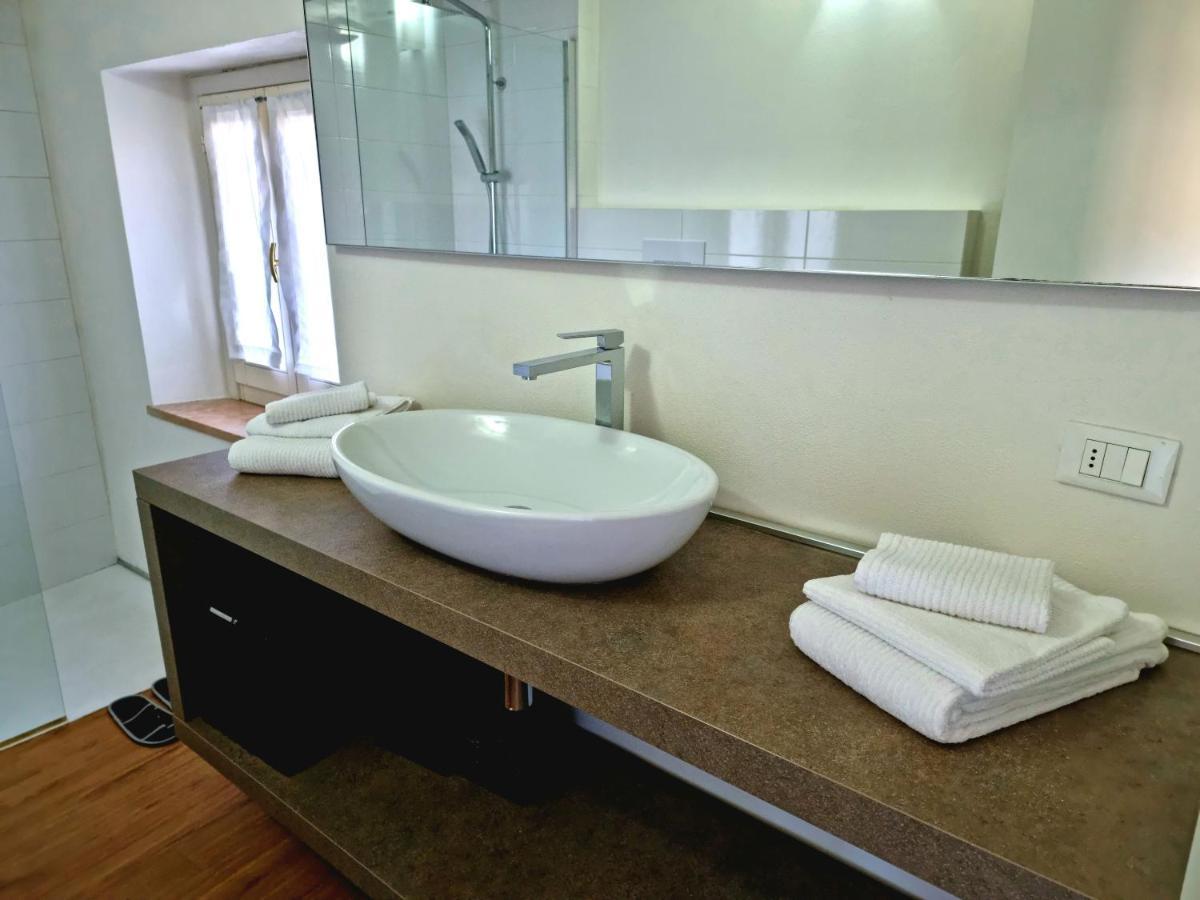 Profumo Di Lago Desenzano-By Goccia Di Lago Ντεζεντσάνο ντελ Γκάρντα Εξωτερικό φωτογραφία