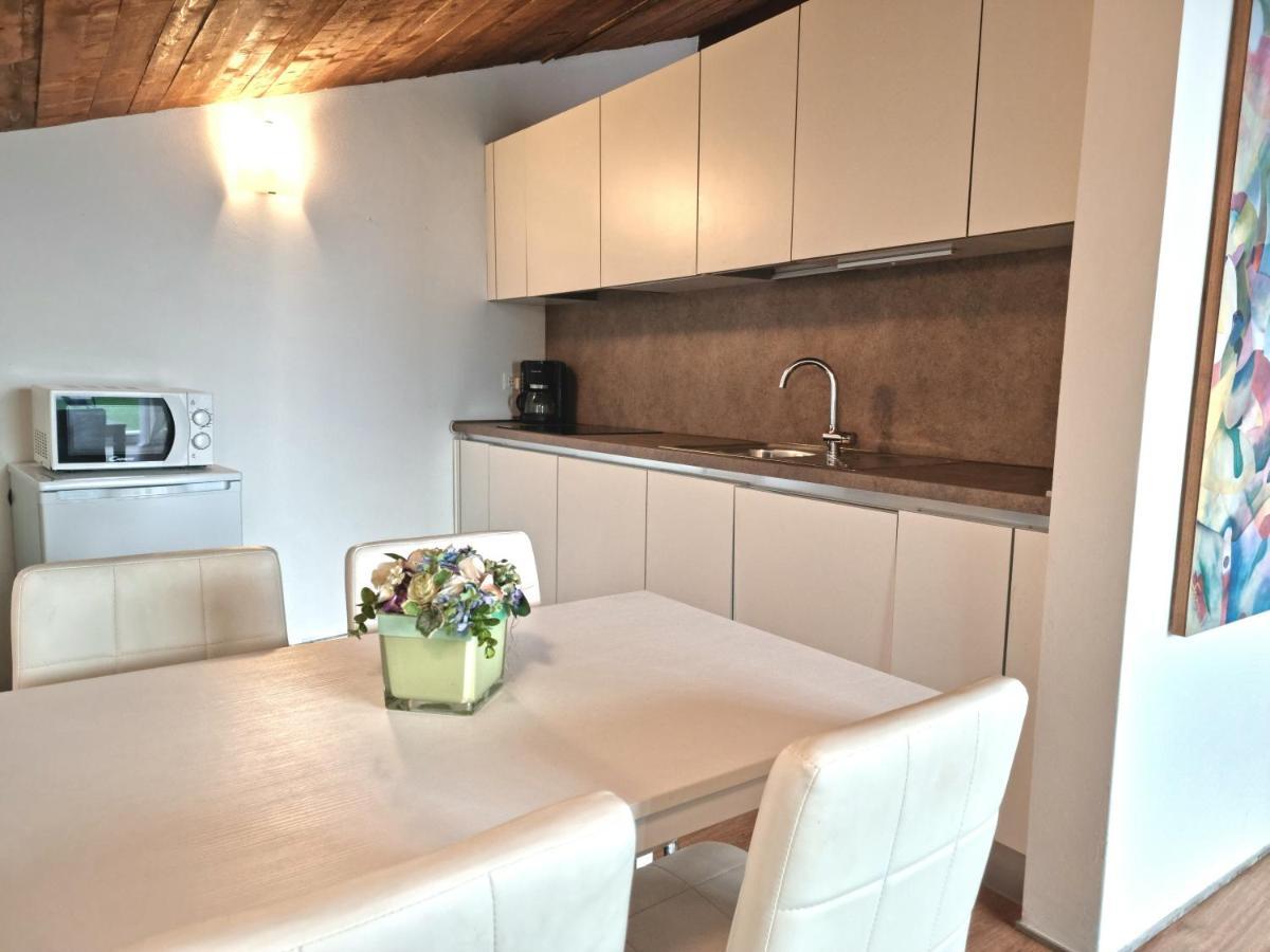 Profumo Di Lago Desenzano-By Goccia Di Lago Ντεζεντσάνο ντελ Γκάρντα Εξωτερικό φωτογραφία